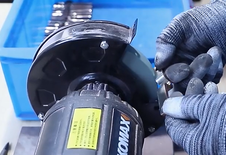 주석 도금 구리 버스 바 vs 구리 버스 바